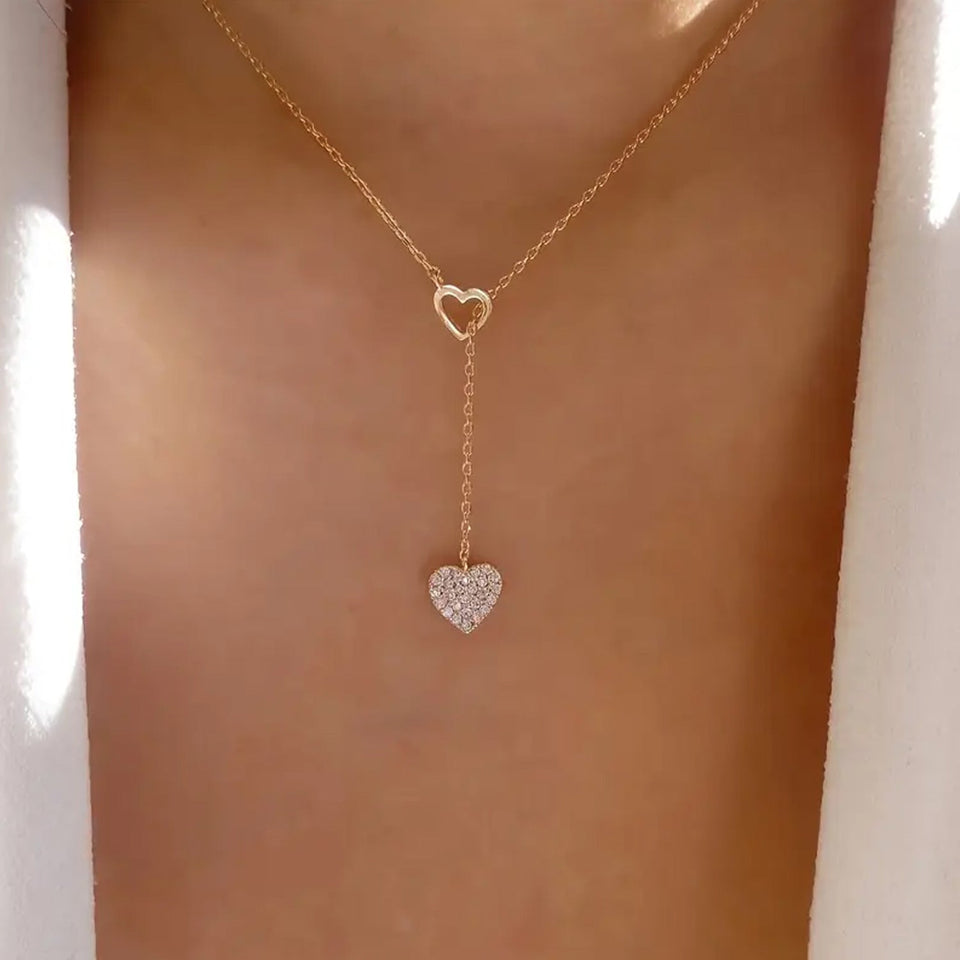 Rhinestone Pendant Necklace For Women Light Luxury Heart-shaped Hollow-out