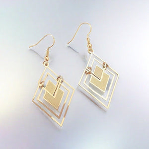 Fashion Personality High-grade Diamond Hollow Stud Earrings